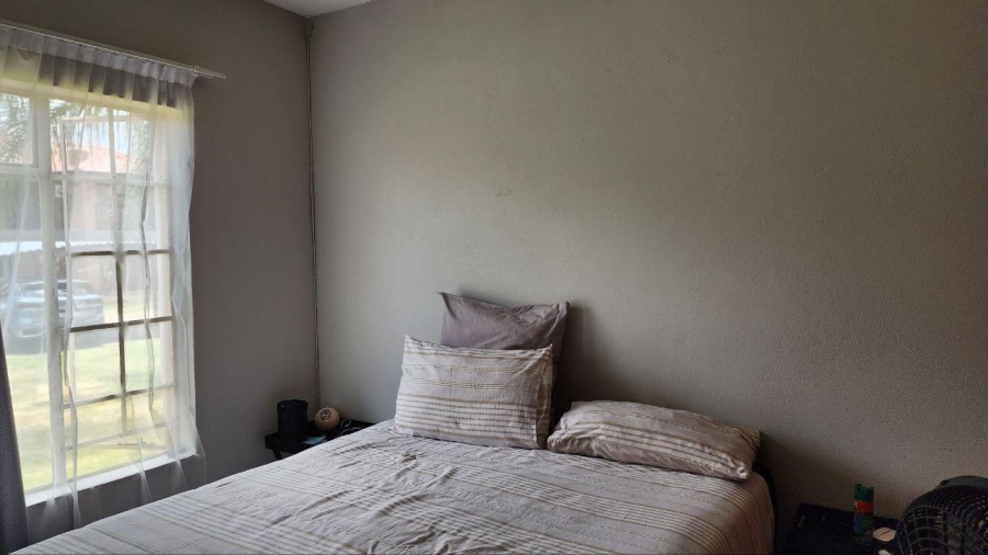 To Let 3 Bedroom Property for Rent in Waterval East North West